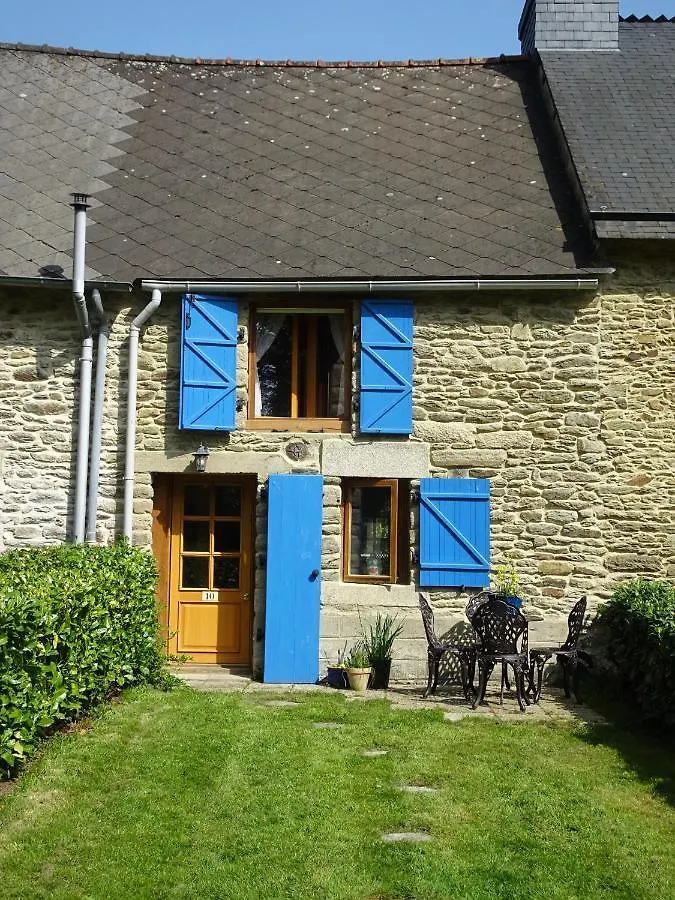 La porcherie Villa Hellean