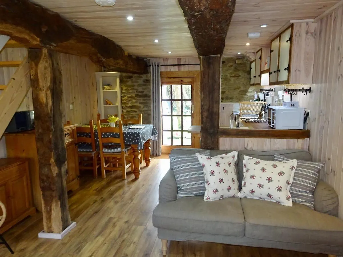 La porcherie Villa Hellean Francia