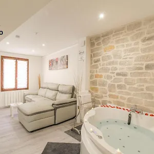  Hébergement de vacances La Neuvilloise France
