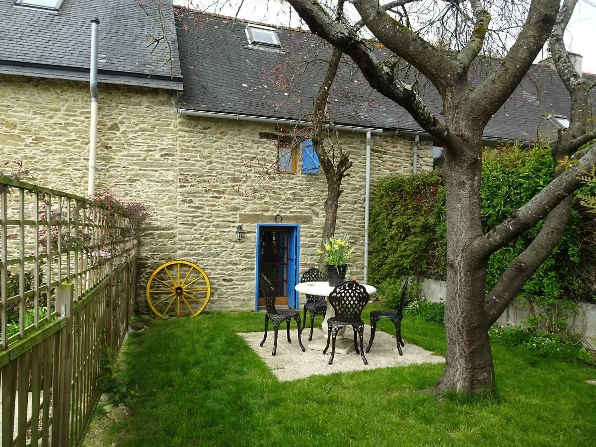 La Porcherie Villa Hellean France