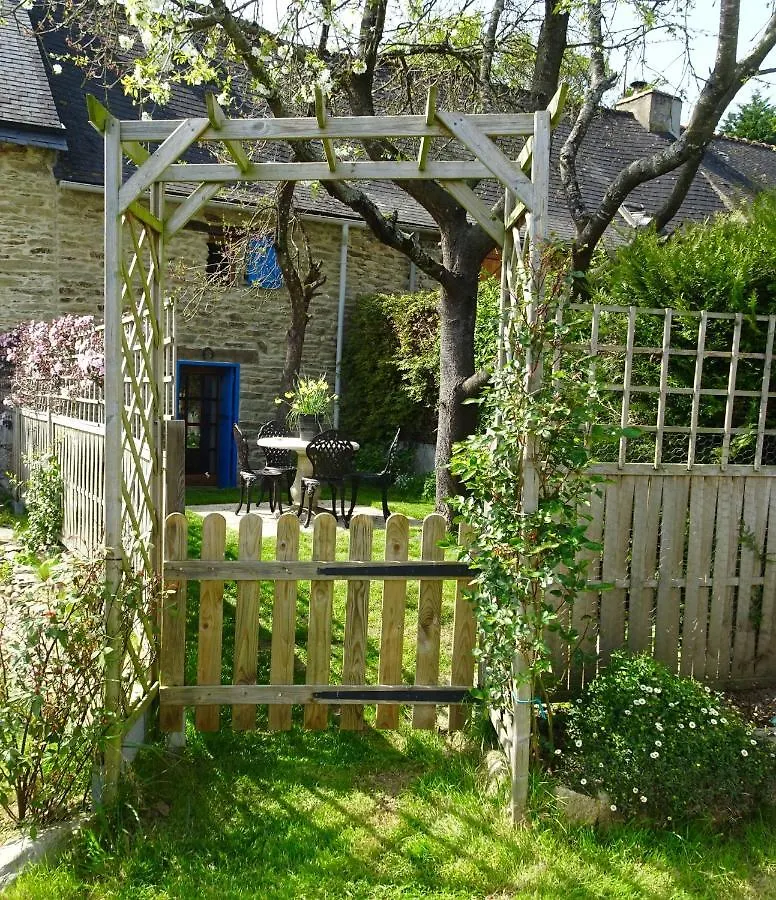 Holiday home La Porcherie Villa Hellean France